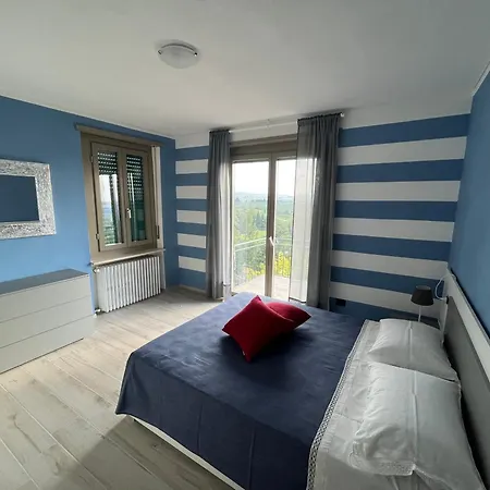 Panoramico In Collina Apartamento