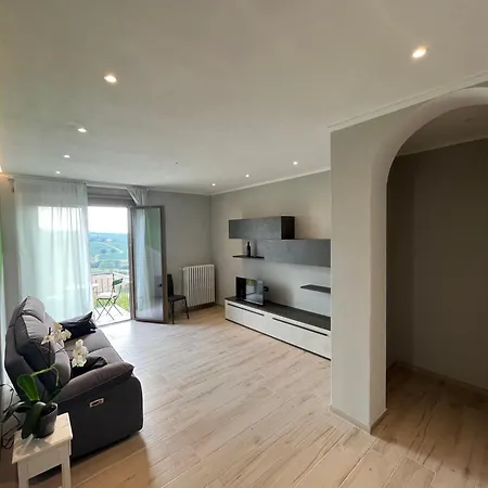 Apartamento Panoramico In Collina